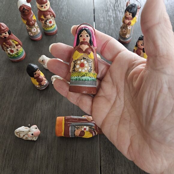 Vintage Mexican 14 PC Nativity Set Folk Art Hand Painted Clay Pottery Tonala - Picture 6 of 6